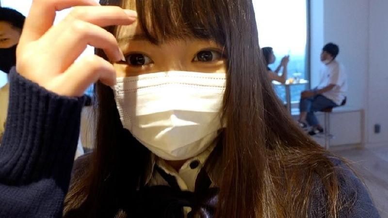 背后から突かれ巨乳を揺らし喜び喘ぐ女子生徒に生中出し